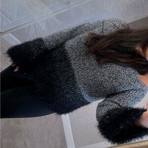 1.STATE fuzzy sweater